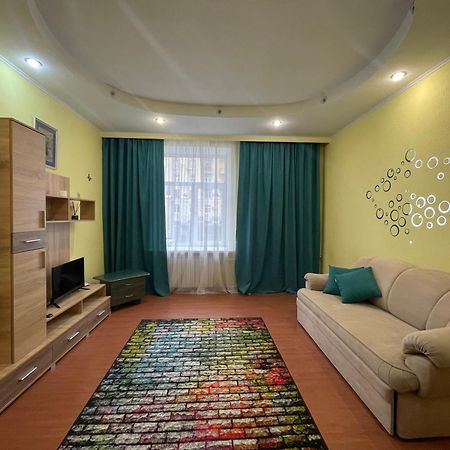 Pavlovskaya Square Apartment Kharkov Ngoại thất bức ảnh